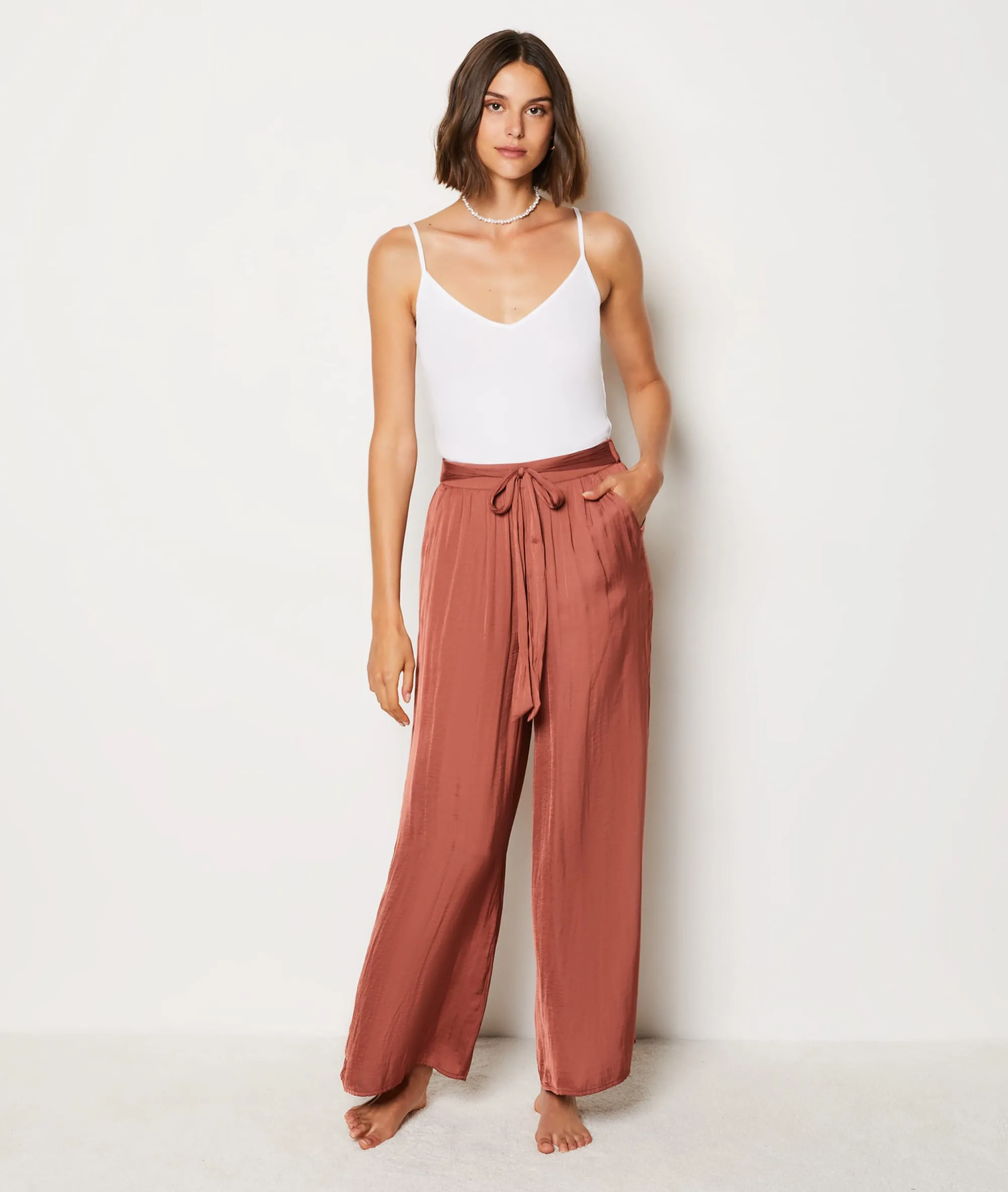 Pantalon de pyjama satiné coupe large SATO MARRON - ETAM