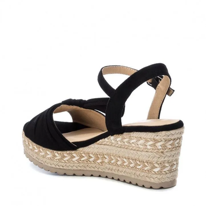 Sandalias cuña Refresh negras con lazo frontal