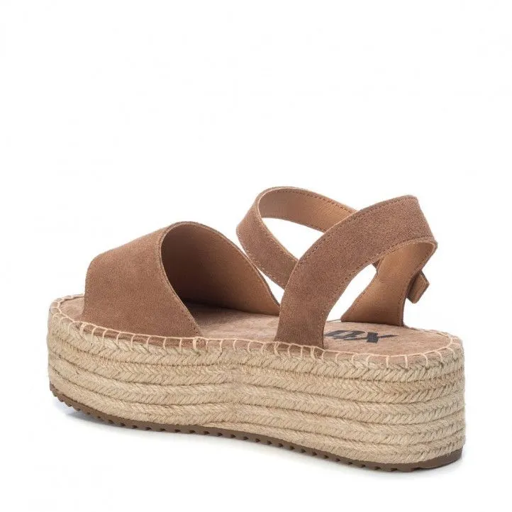 Sandalias plataformas Xti 04282901 camel