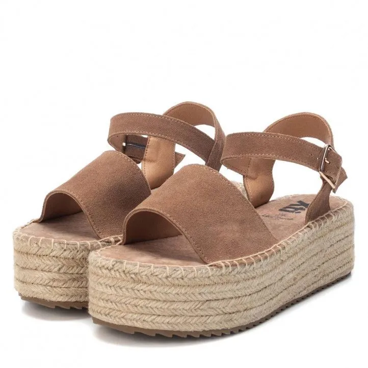 Sandalias plataformas Xti 04282901 camel